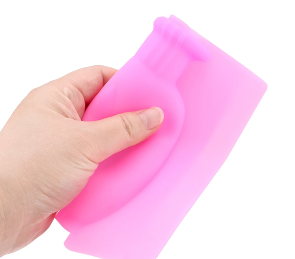 Настенная силиконовая ваза для цветов Magic Vase, многоразовая (без клея, гипоаллергенный материал),  РОЗОВАЯ